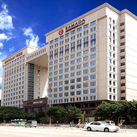 Ramada Plaza Guangzhou Hotel Buitenkant foto