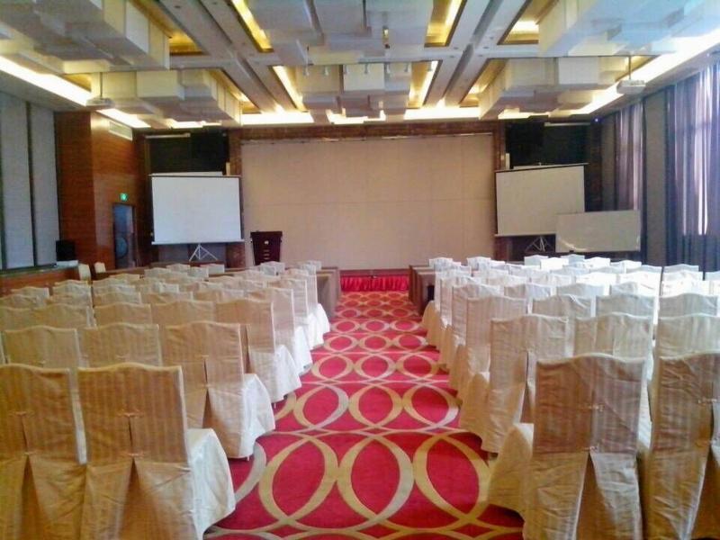 Ramada Plaza Guangzhou Hotel Buitenkant foto