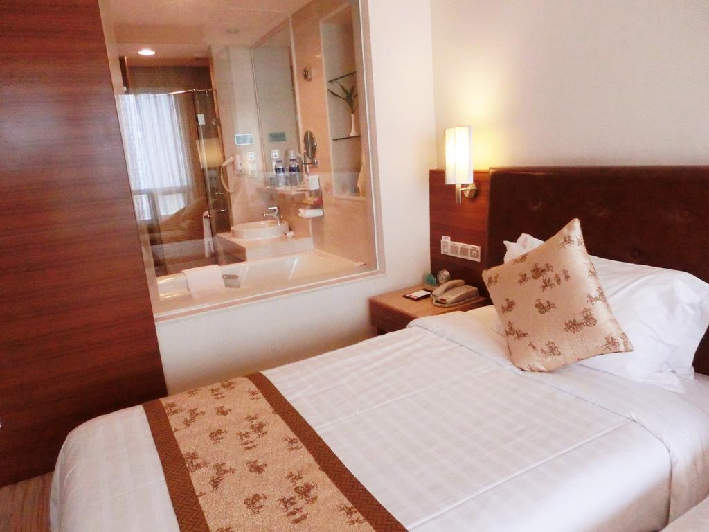 Ramada Plaza Guangzhou Hotel Kamer foto