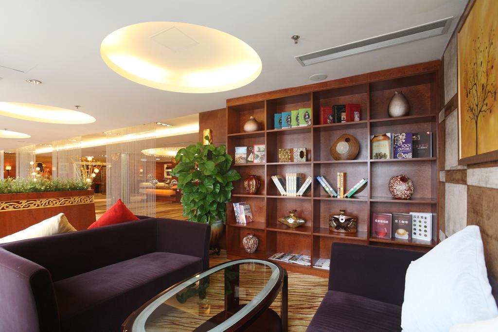 Ramada Plaza Guangzhou Hotel Buitenkant foto